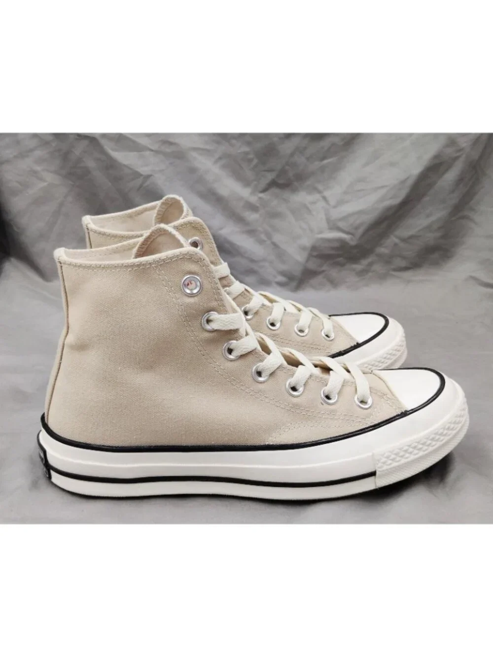 Converse step out